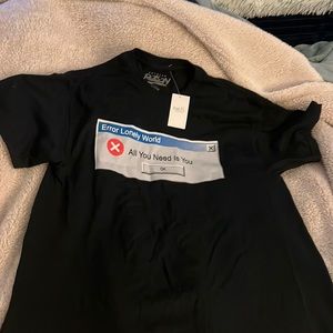 Black logo tee shirt